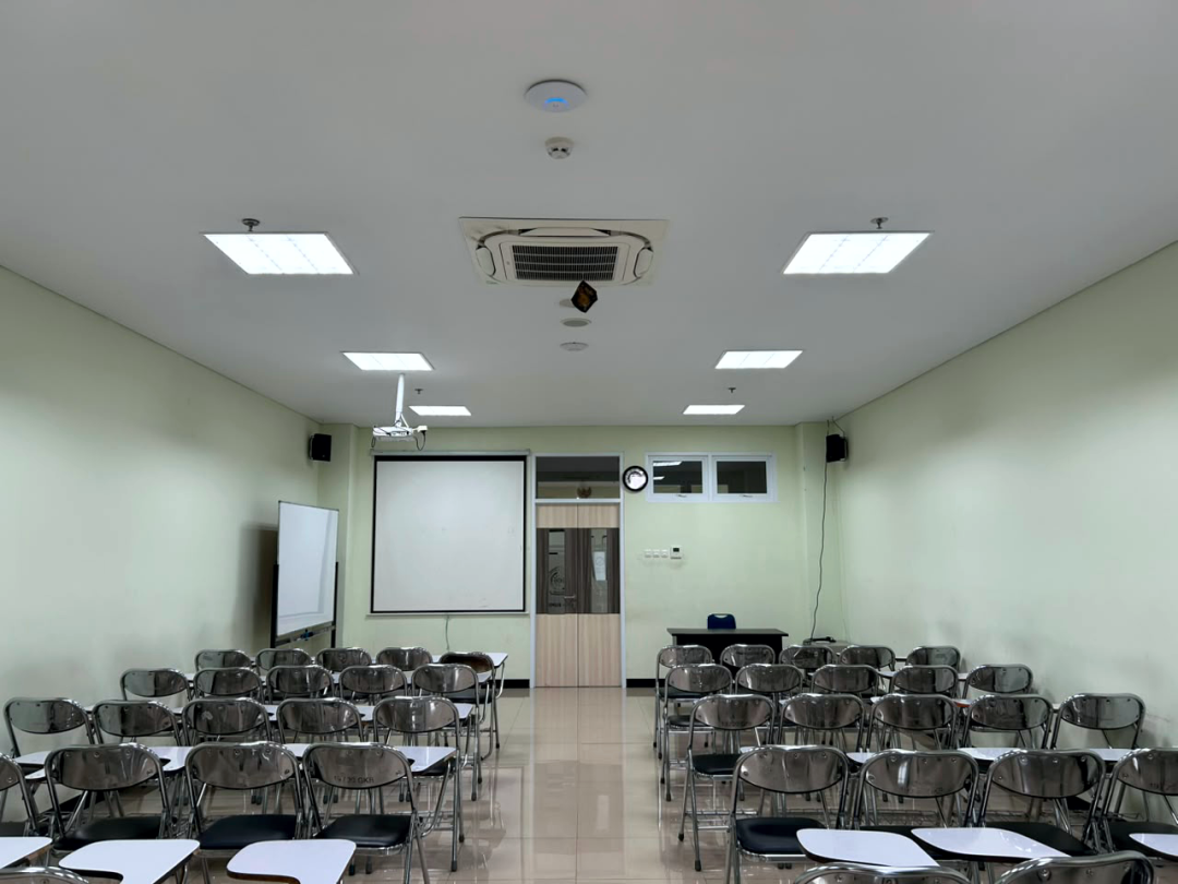 Ruang Kuliah GKB 3 FEHBi Unimus-1